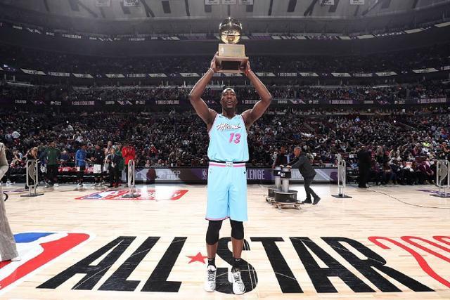 亚运会-赵睿18+5+6 中国男篮负菲律宾无缘决赛